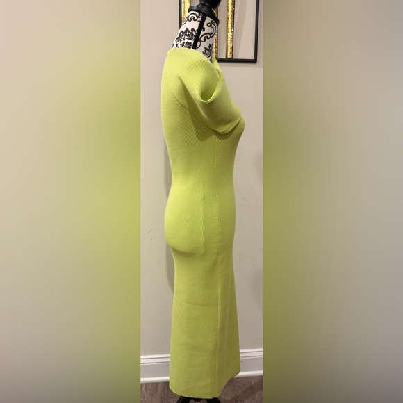 Express Green One-Shoulder Ribbed Dress - Picture 5 of 9